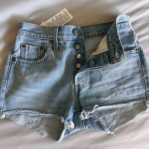 Levi’s Shorts